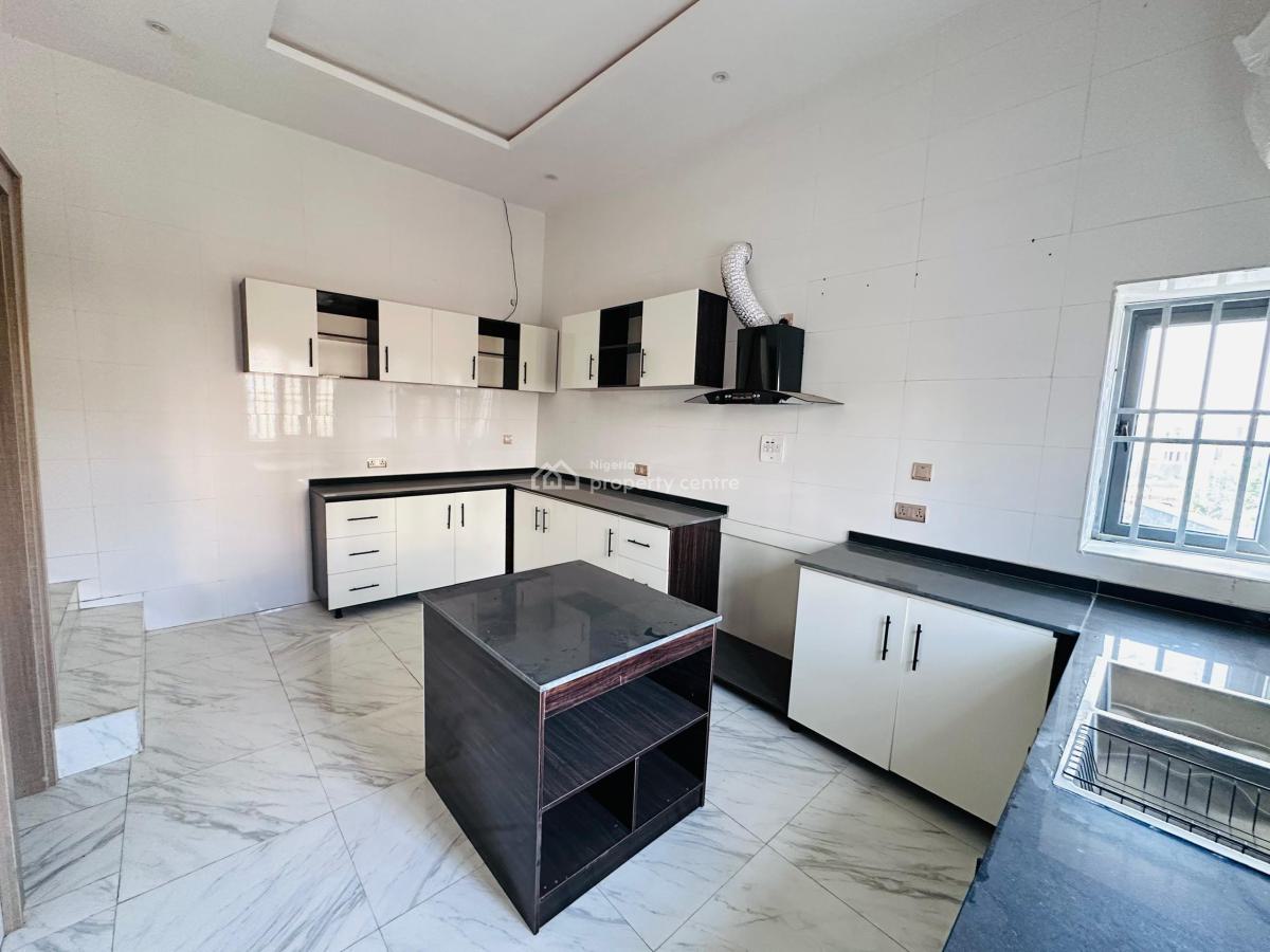 a Brand New 5-bedroom Detached Duplex + Bq, Guzape District Abuja ( Video Is Attached), Guzape District, Abuja, Detached Duplex for Sale