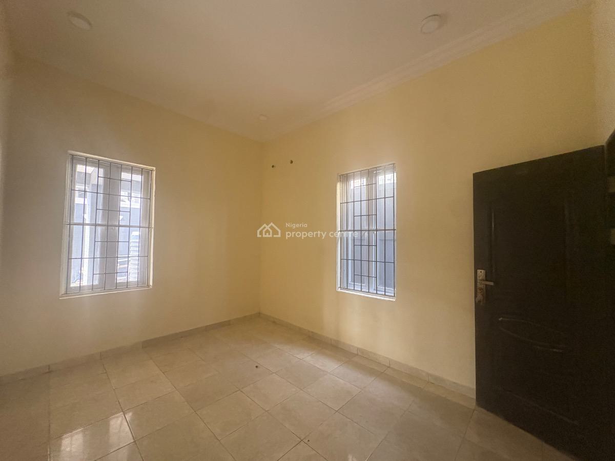 2 Bedroom Flat, Lekki Phase 1, Lekki, Lagos, Flat / Apartment for Rent
