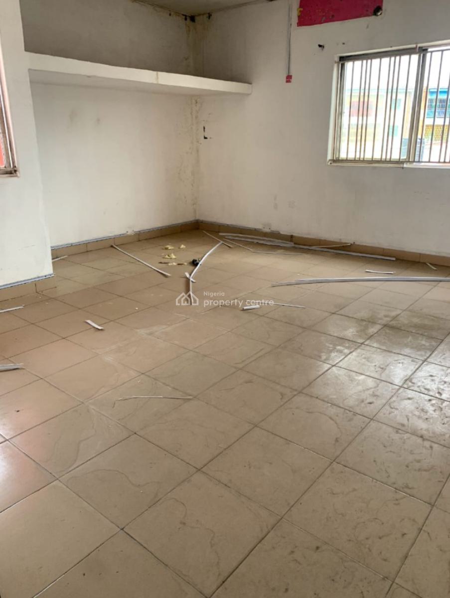 Spacious 4 Bedrom Detach Duplex + 2bedrm Bq (all Purposes), Lovely Environment Off College Road Ogba-ikeja Lagos, Ogba, Ikeja, Lagos, Semi-detached Duplex for Rent