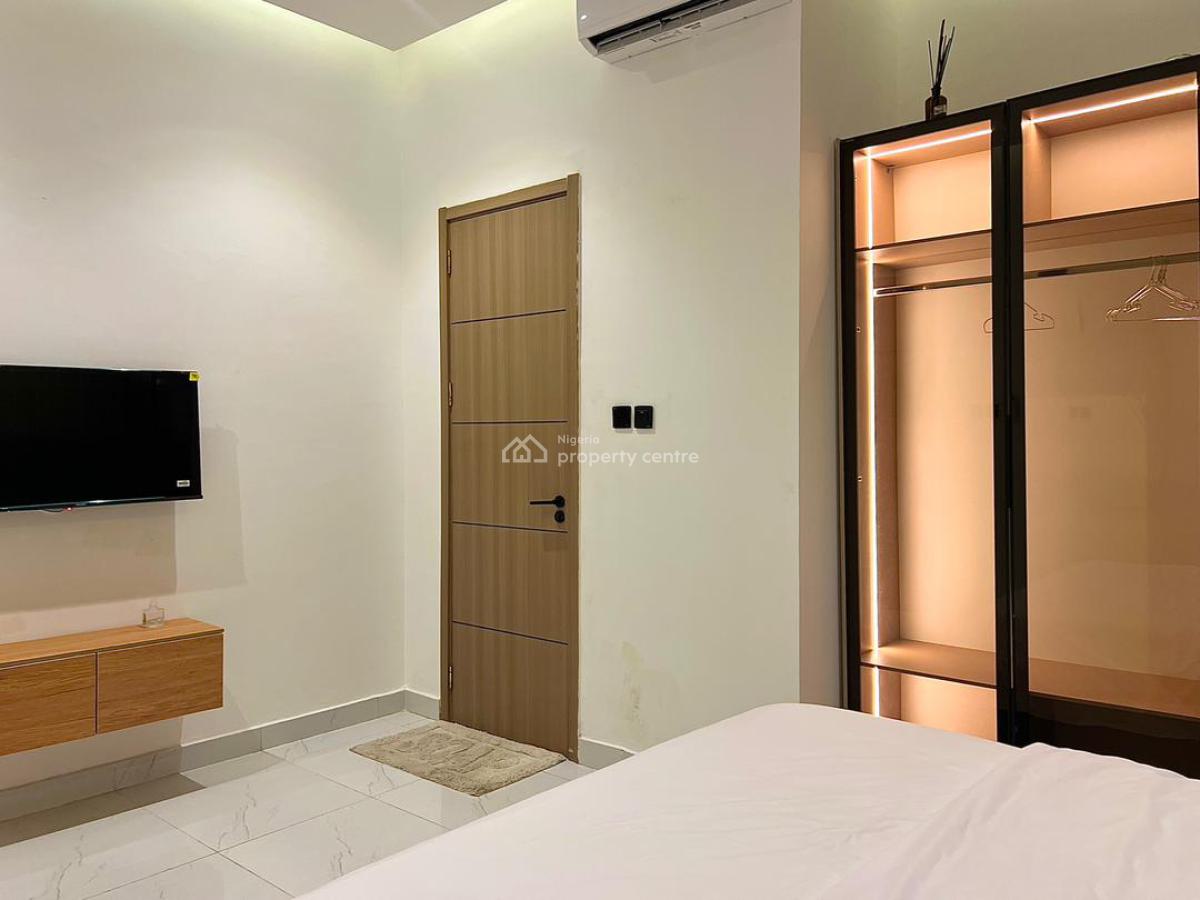 Luxury 4 Bedroom Apartment, Lekki, Lekki Phase 1, Lekki, Lagos, Flat / Apartment Short Let
