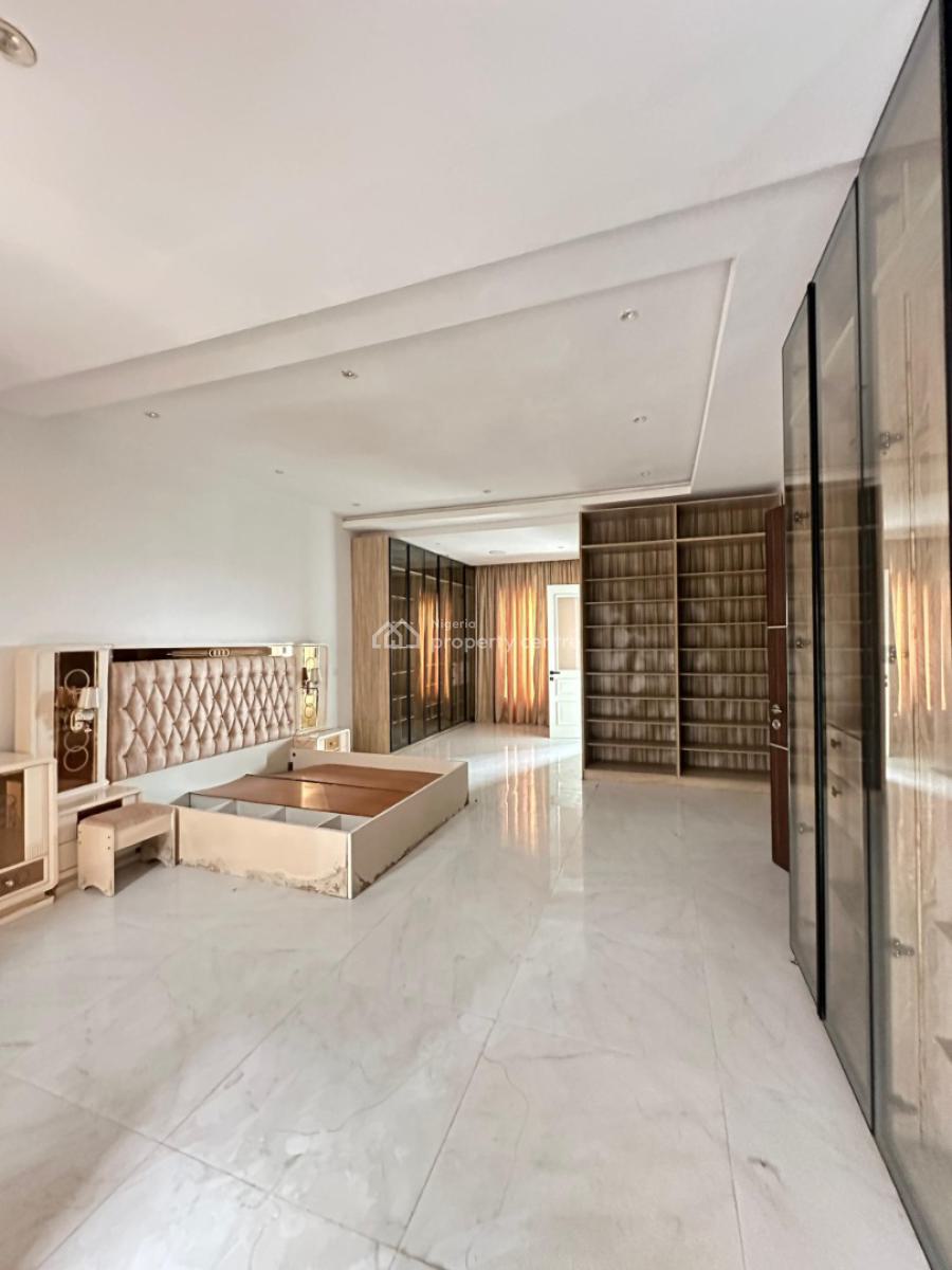 Luxurious 6 Bedroom Waterfront Property with Private Jetty, Gym,pool., Proper Investment Property in Waterfront Location, Banana Island, Ikoyi, Lagos, Detached Duplex for Sale