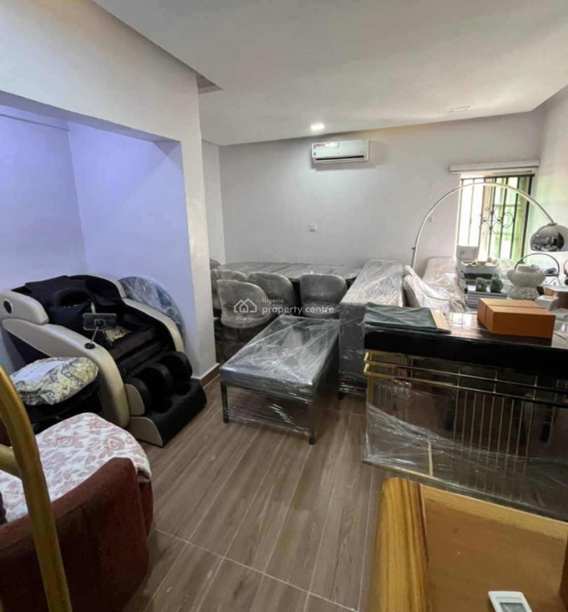 Commercial Space Good for Barbing Salon, Beauty Shop, Office and So on, Lekki 1, Lekki Phase 1, Lekki, Lagos, Shop for Rent