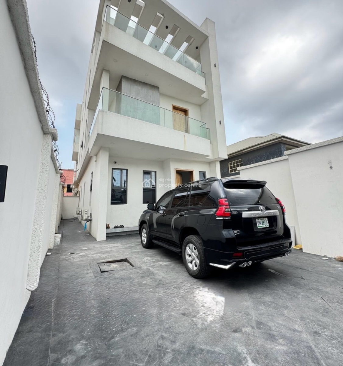 Luxury 5 Five Bedroom Fully Detached House with Bq, Lekki Phase 1, Lekki, Lagos, Detached Duplex for Rent