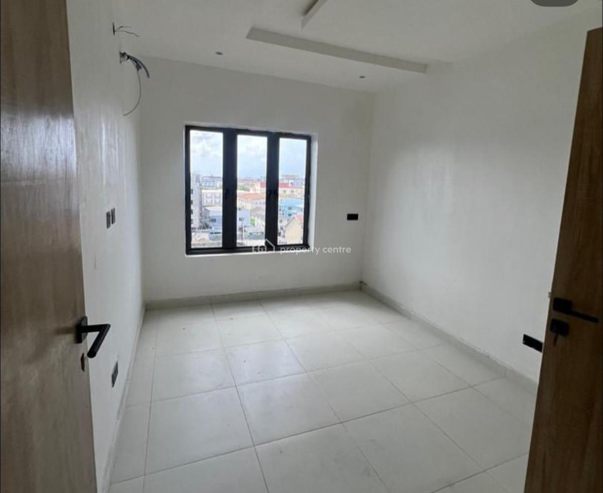 Luxury 3 Bedroom Penthouse Maisonette, Lekki Phase 1, Lekki, Lagos, Flat / Apartment for Sale