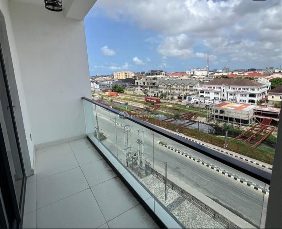 Luxury 3 Bedroom Penthouse Maisonette, Lekki Phase 1, Lekki, Lagos, Flat / Apartment for Sale