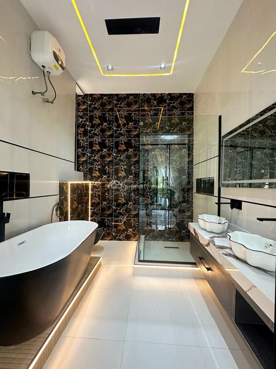 5 Bedroom Fully Detached Home Featuring Top-notch Finishes, Chevron, Lekki, Lagos, Detached Duplex for Sale