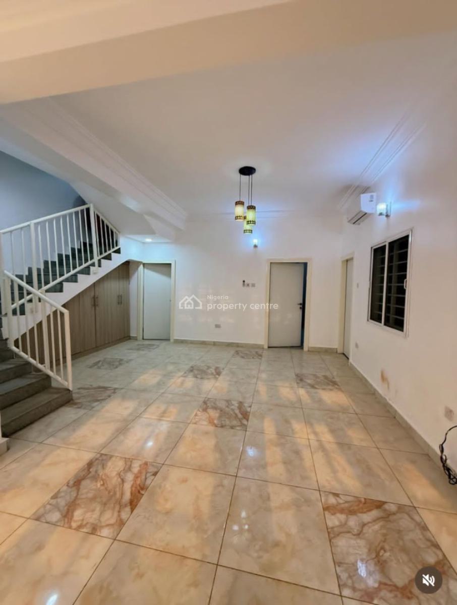 5-bedroom Terrace Duplex at Mabushi, Mabushi, Abuja, Terraced Duplex for Rent