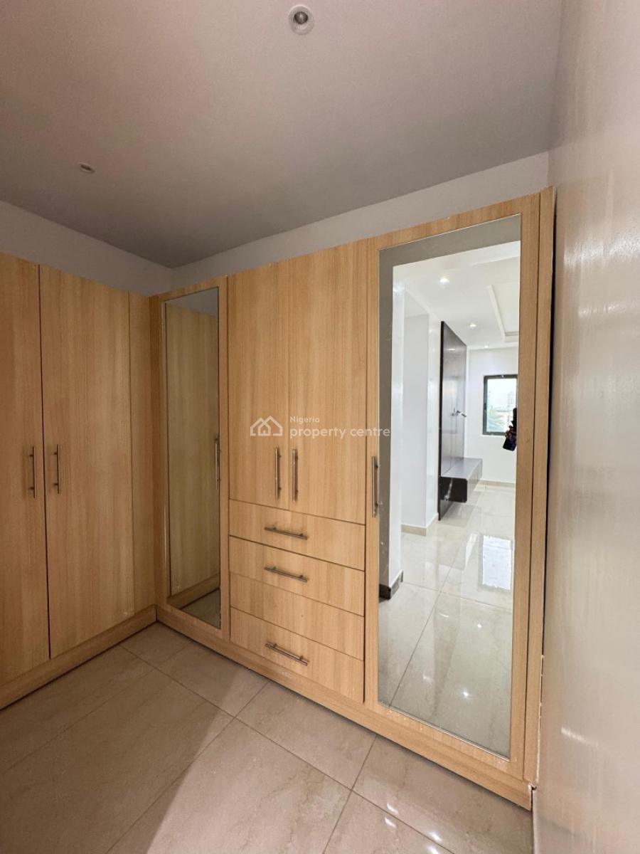 Aesthetically Pleasing 3 Bedroom Apartment with a Bq, Pool,elevator, Ikoyi, Lagos, House for Sale