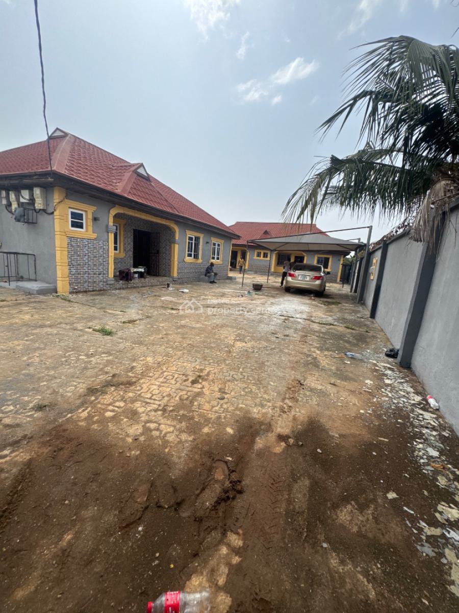 2 Bedroom Flat, Oreyo, Igbogbo, Ikorodu, Lagos, Flat / Apartment for Rent