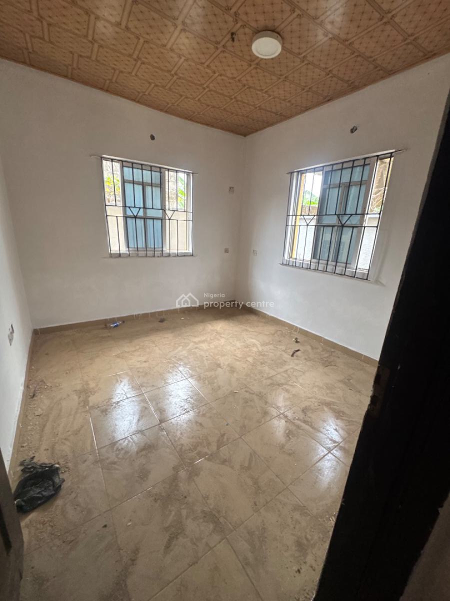 2 Bedroom Flat, Oreyo, Igbogbo, Ikorodu, Lagos, Flat / Apartment for Rent