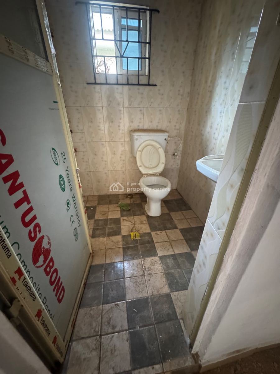 2 Bedroom Flat, Oreyo, Igbogbo, Ikorodu, Lagos, Flat / Apartment for Rent