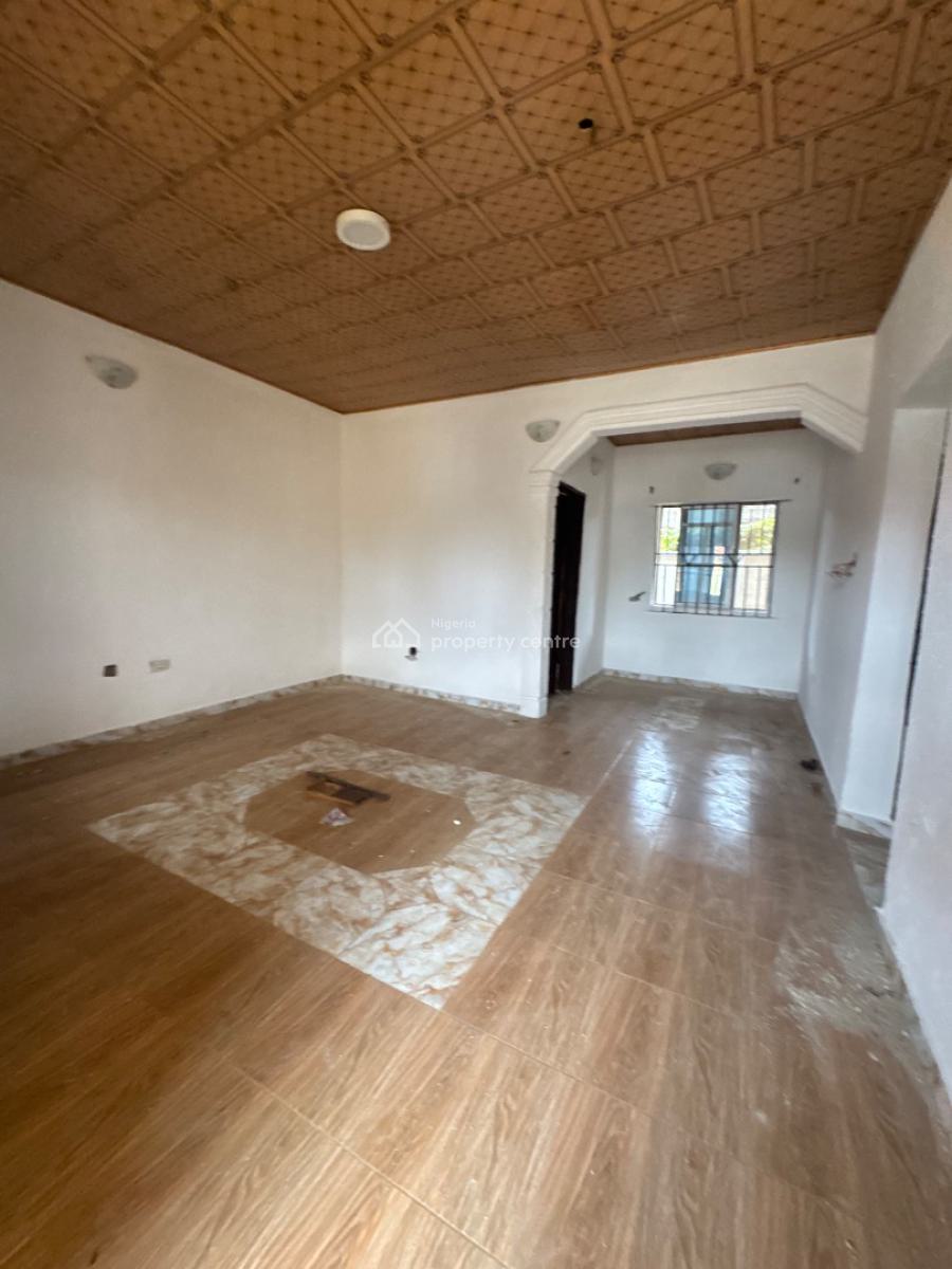 2 Bedroom Flat, Oreyo, Igbogbo, Ikorodu, Lagos, Flat / Apartment for Rent
