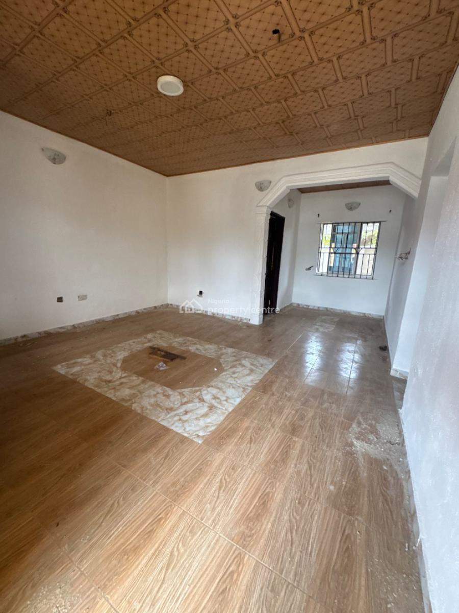 2 Bedroom Flat, Oreyo, Igbogbo, Ikorodu, Lagos, Flat / Apartment for Rent