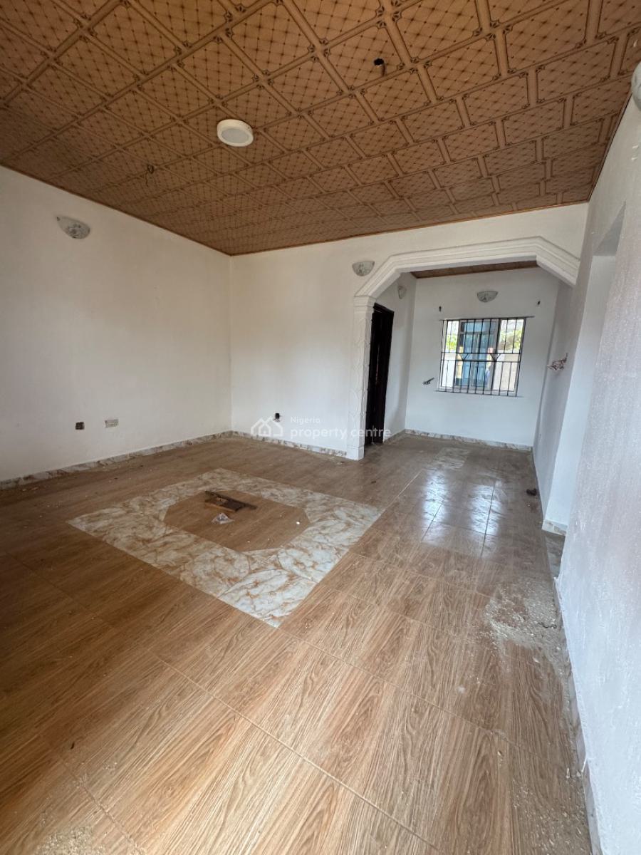 2 Bedroom Flat, Oreyo, Igbogbo, Ikorodu, Lagos, Flat / Apartment for Rent