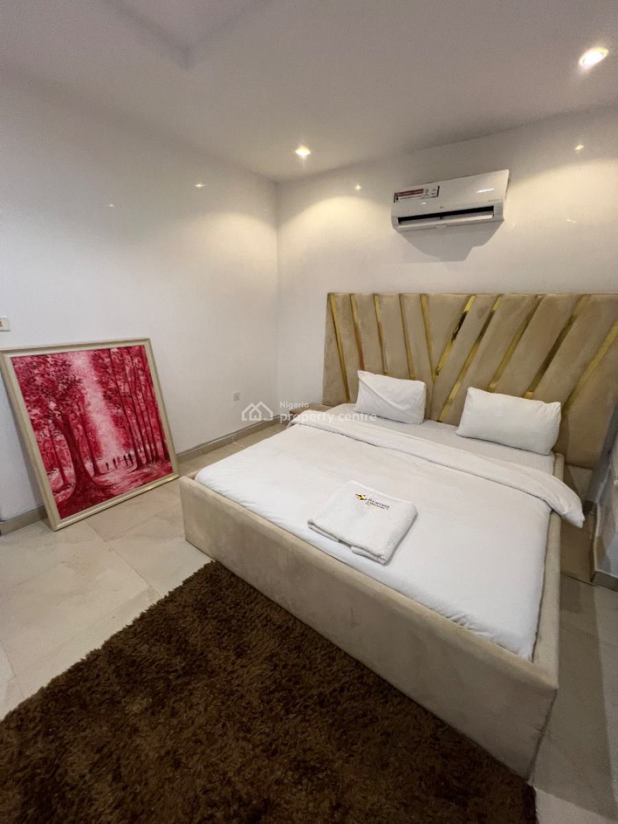 Unfurnished and Fully-serviced 2-bedroom Flat with a Swimming Pool, Lekki Phase 1, Lekki, Lagos, Flat / Apartment for Rent