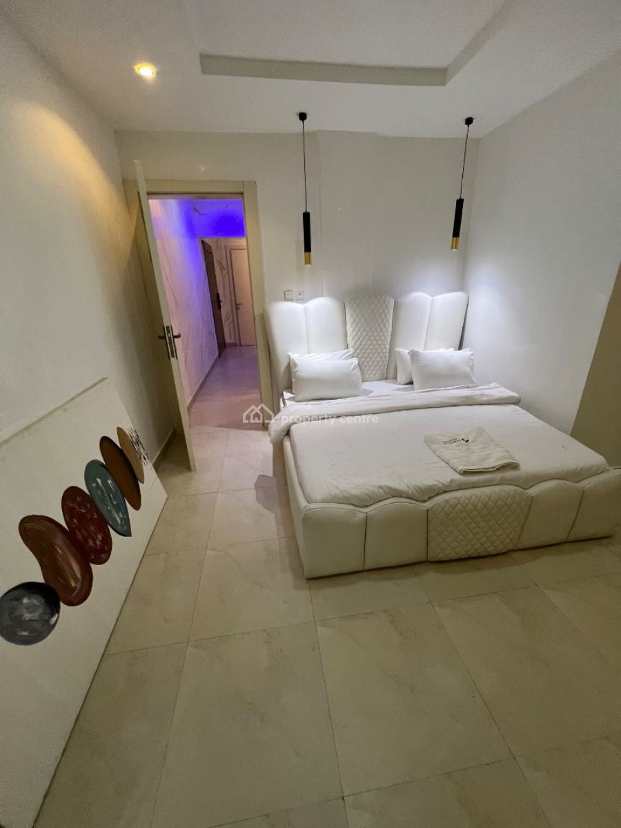 Unfurnished and Fully-serviced 2-bedroom Flat with a Swimming Pool, Lekki Phase 1, Lekki, Lagos, Flat / Apartment for Rent