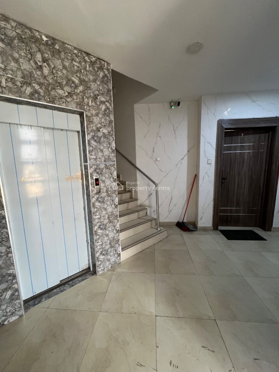 Unfurnished and Fully-serviced 2-bedroom Flat with a Swimming Pool, Lekki Phase 1, Lekki, Lagos, Flat / Apartment for Rent