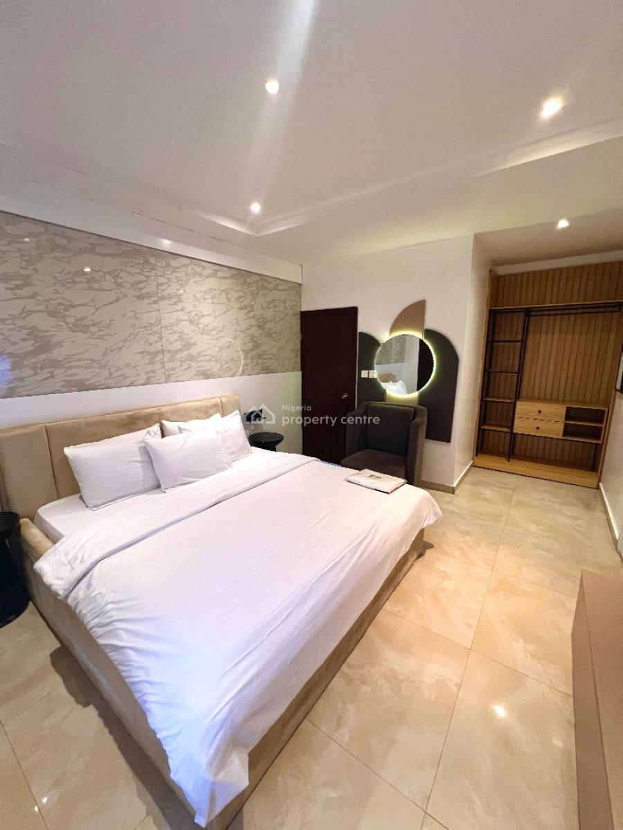Luxury 3bedroom Apartment, Freedom Way, Lekki Phase 1, Lekki, Lagos, Flat / Apartment Short Let