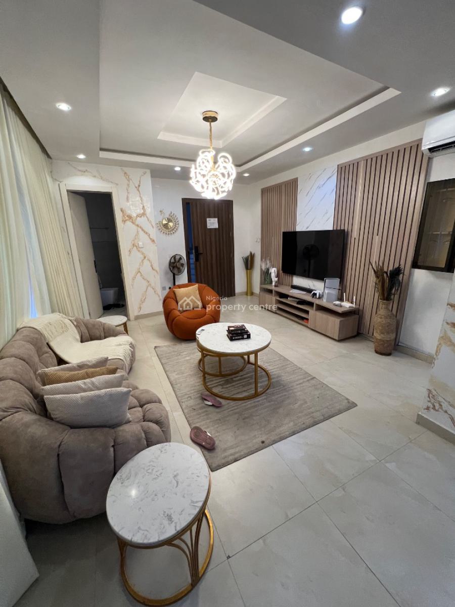 Unfurnished and Fully-serviced 2-bedroom Flat with Elevator, Swim Pool, Lekki Phase 1, Lekki, Lagos, Flat / Apartment for Rent