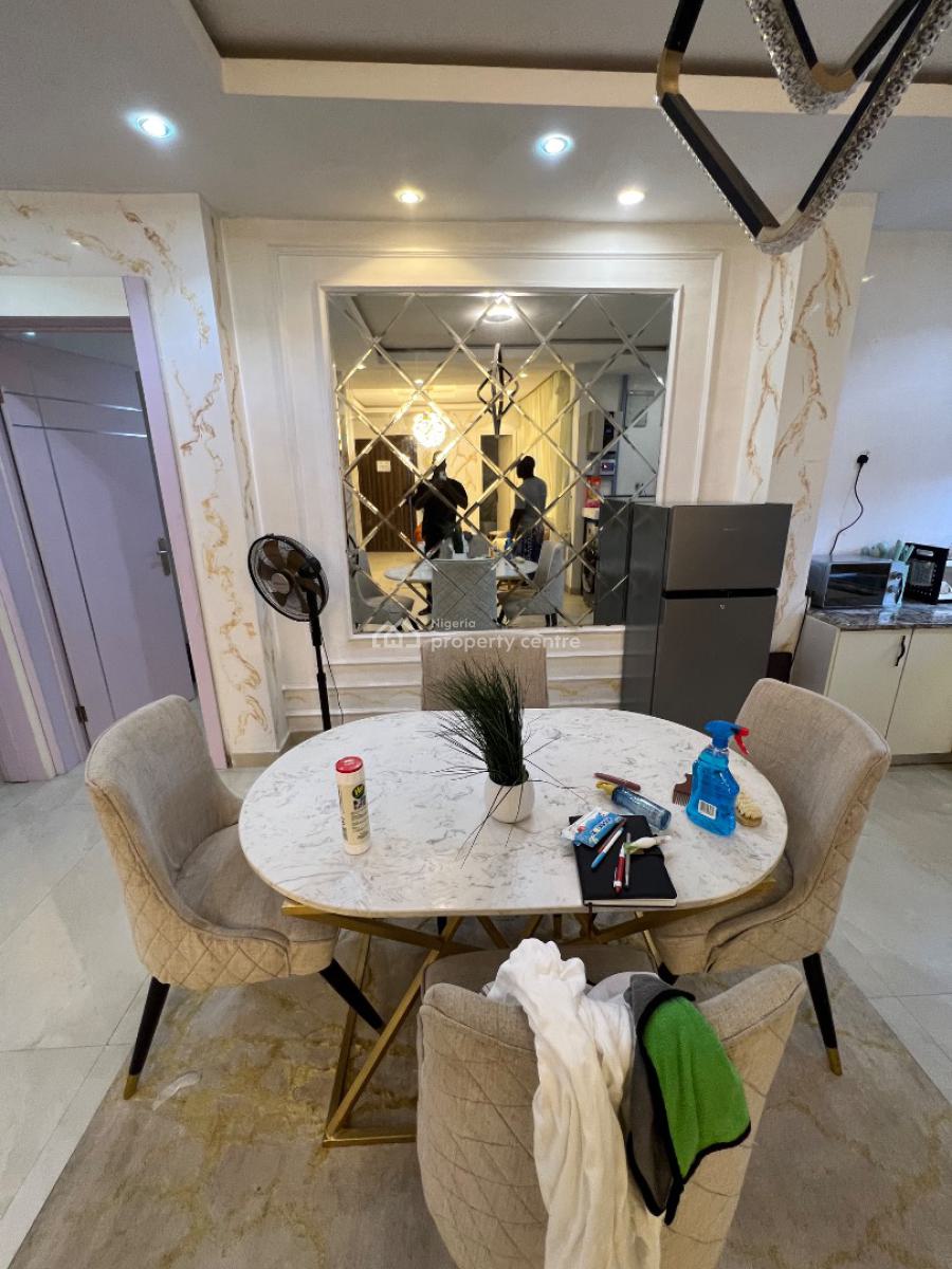 Unfurnished and Fully-serviced 2-bedroom Flat with Elevator, Swim Pool, Lekki Phase 1, Lekki, Lagos, Flat / Apartment for Rent