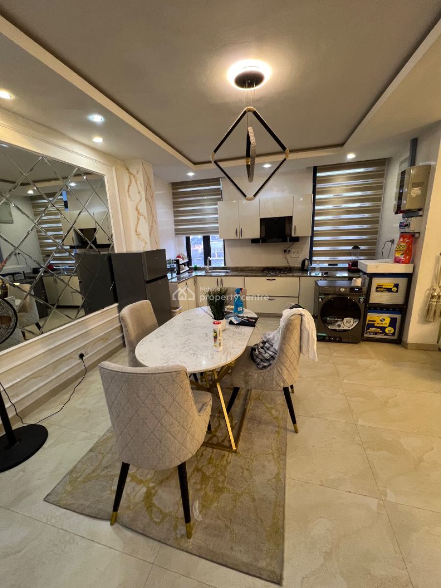 Unfurnished and Fully-serviced 2-bedroom Flat with Elevator, Swim Pool, Lekki Phase 1, Lekki, Lagos, Flat / Apartment for Rent