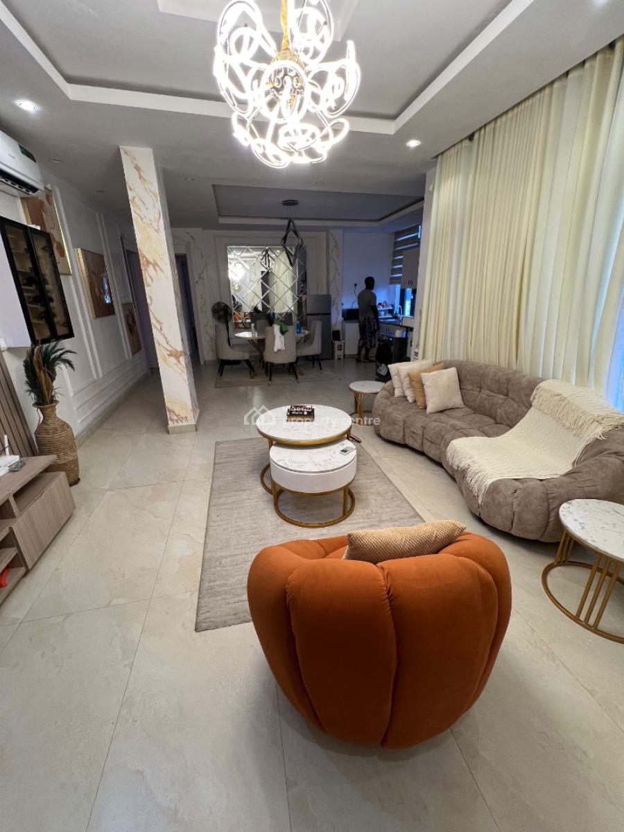 Unfurnished and Fully-serviced 2-bedroom Flat with Elevator, Swim Pool, Lekki Phase 1, Lekki, Lagos, Flat / Apartment for Rent