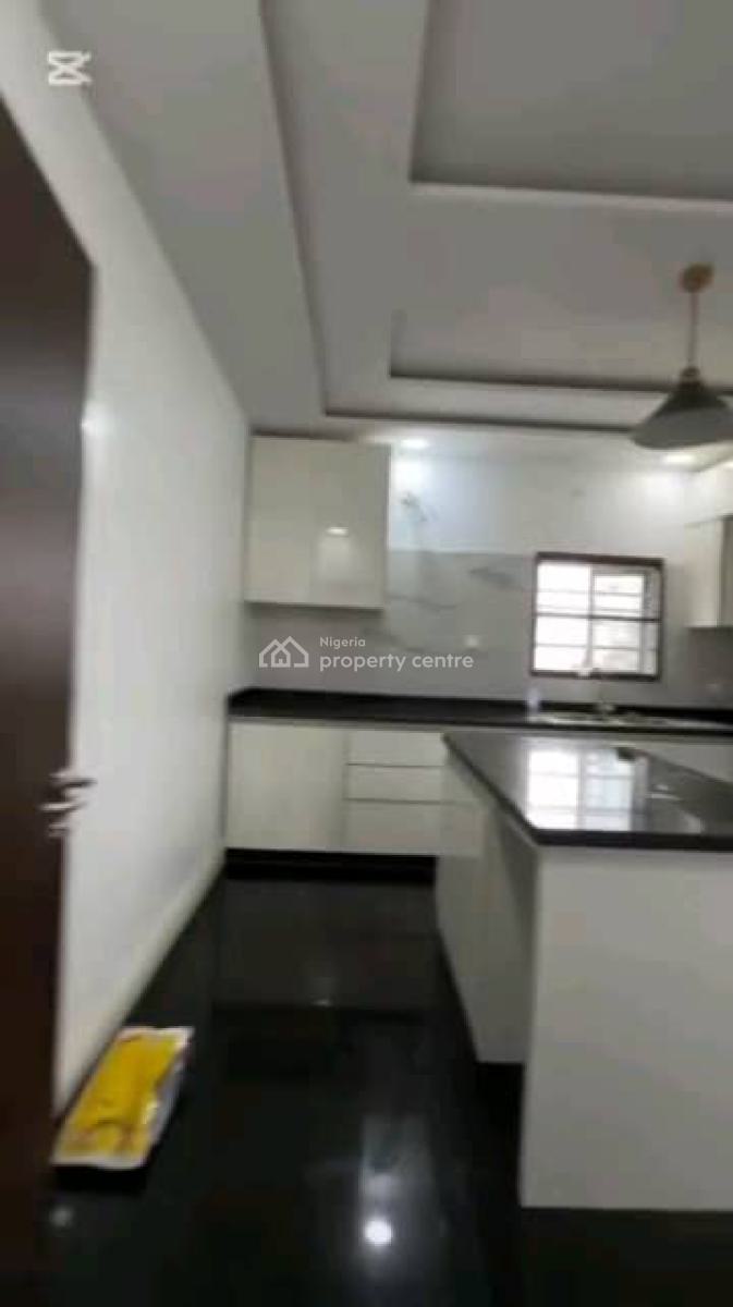 Standard 2bedroom Flat on The First Floor., Jahi, Abuja, Flat / Apartment for Rent