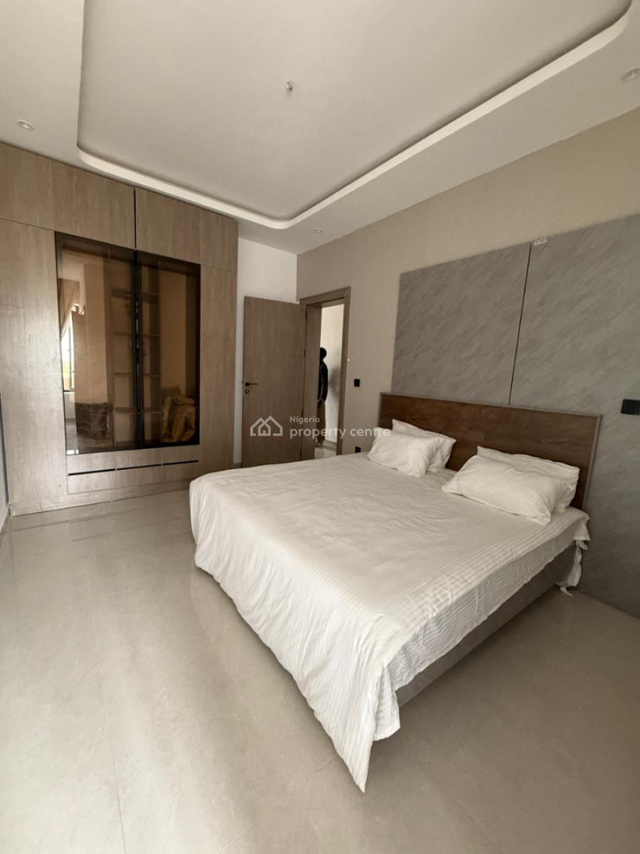 Own Luxurious 2bedroom Ensuited Apartment with Elevator Gym and Pool, Lekki Road, Lekki Phase 1, Lekki, Lagos, Block of Flats for Sale