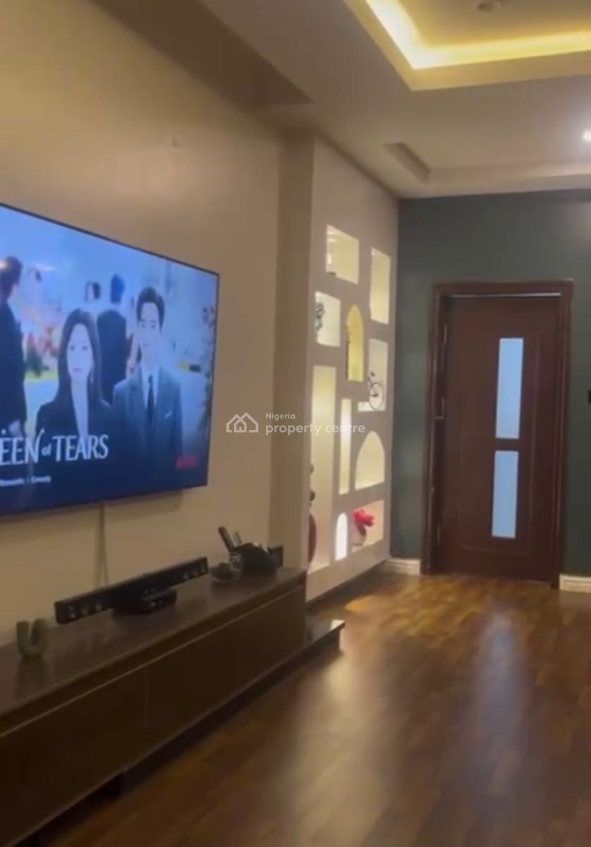 2 Bedroom Apartment, Freedom Way, Lekki Phase 1, Lekki, Lagos, Flat / Apartment Short Let