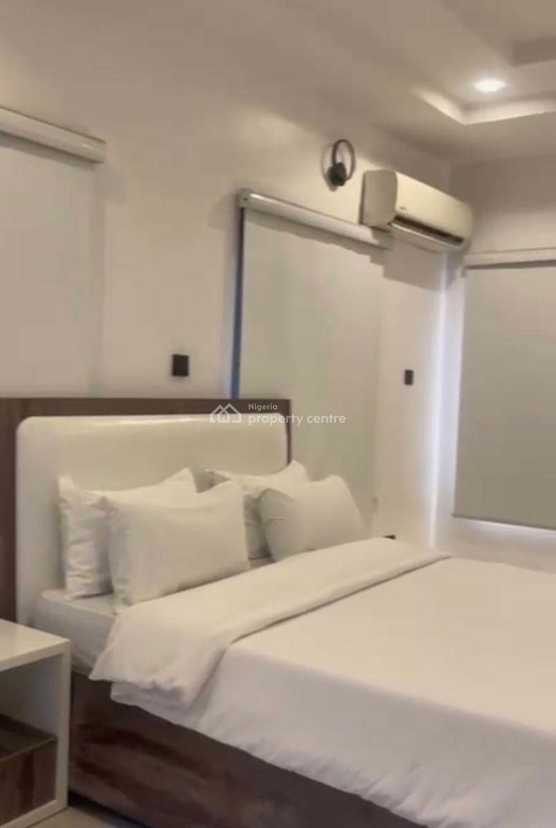 2 Bedroom Apartment, Freedom Way, Lekki Phase 1, Lekki, Lagos, Flat / Apartment Short Let
