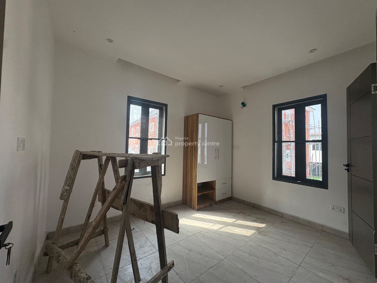 Newly Built 2 Bedroom Apartment, Lekki Phase 1, Lekki, Lagos, Flat / Apartment for Rent