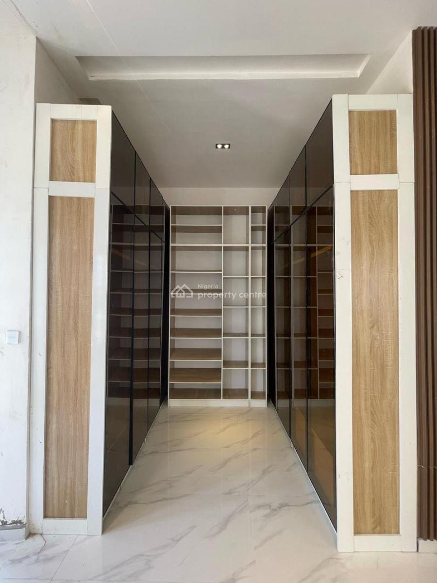 5 Bedrooms Fully-detached Duplex with Bq, Chevron, Lekki, Lagos, Detached Duplex for Sale