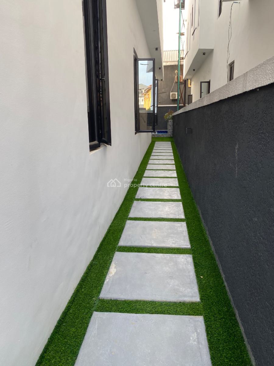 5 Bedroom Fully Detached House, Thomas Estate, Ajah, Lagos, Detached Duplex for Sale
