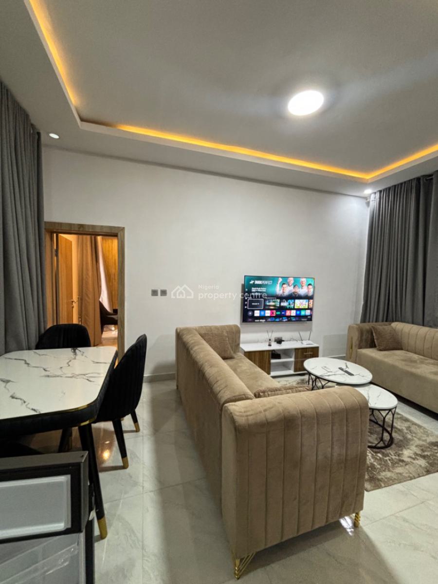 Lovely 1 Bedroom Apartment with Pool and Gym, Ikota Gra, Ikota, Lekki, Lagos, Flat / Apartment Short Let