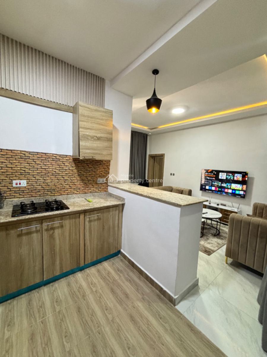 Lovely 1 Bedroom Apartment with Pool and Gym, Ikota Gra, Ikota, Lekki, Lagos, Flat / Apartment Short Let