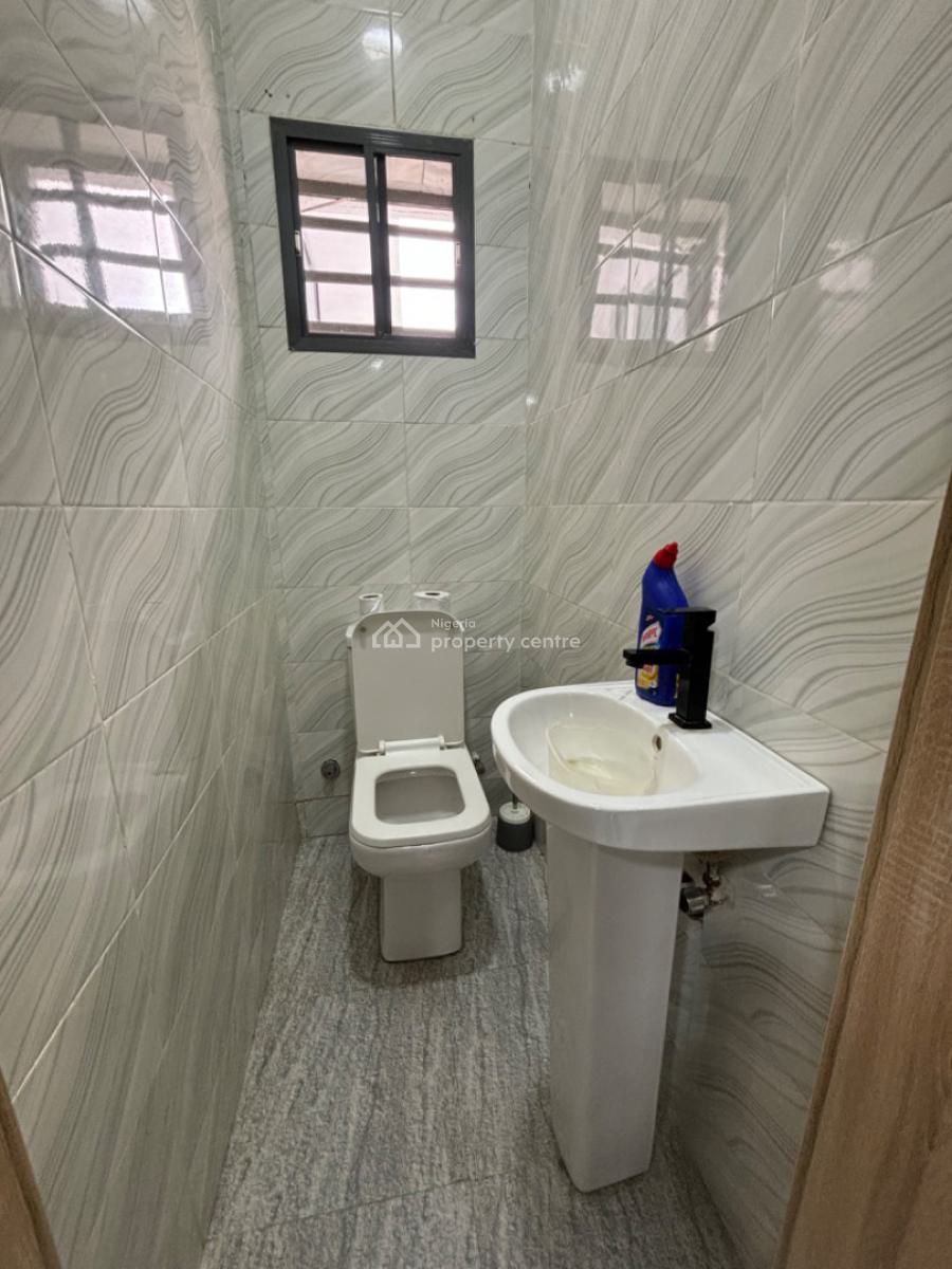 Nice 2 Bedroom Apartment with a Pool and Gym, Ikota, Lekki, Lagos, Flat / Apartment Short Let