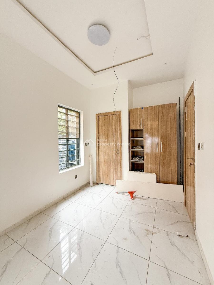 Lovely 1 Bedroom Apartment, Ologolo, Ologolo, Lekki, Lagos, Block of Flats for Sale