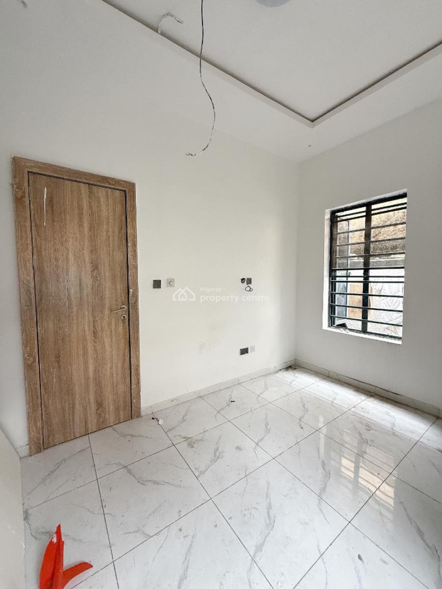 Lovely 1 Bedroom Apartment, Ologolo, Ologolo, Lekki, Lagos, Block of Flats for Sale