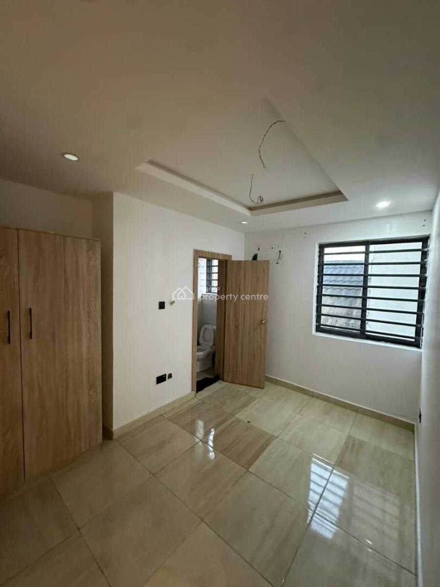 Brand New 2 Bedroom Apartment, Ologolo, Lekki, Lagos, Flat / Apartment for Rent