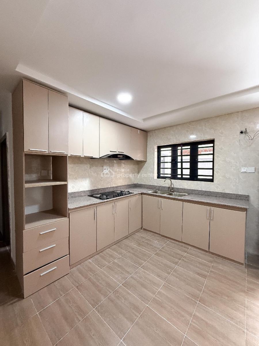 Stunning 4 Bedroom Terrace Duplex with Swimming Pool and Bq, Ologolo, Ologolo, Lekki, Lagos, Terraced Duplex for Sale