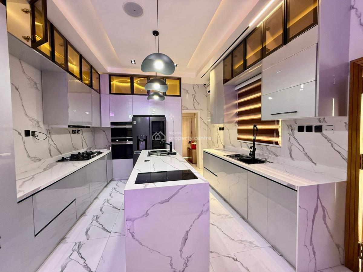 Distress Deal. Exquisite and Beautifully Furnished Spacious Home, Idado Estate, Lekki, Lagos, Semi-detached Duplex for Sale