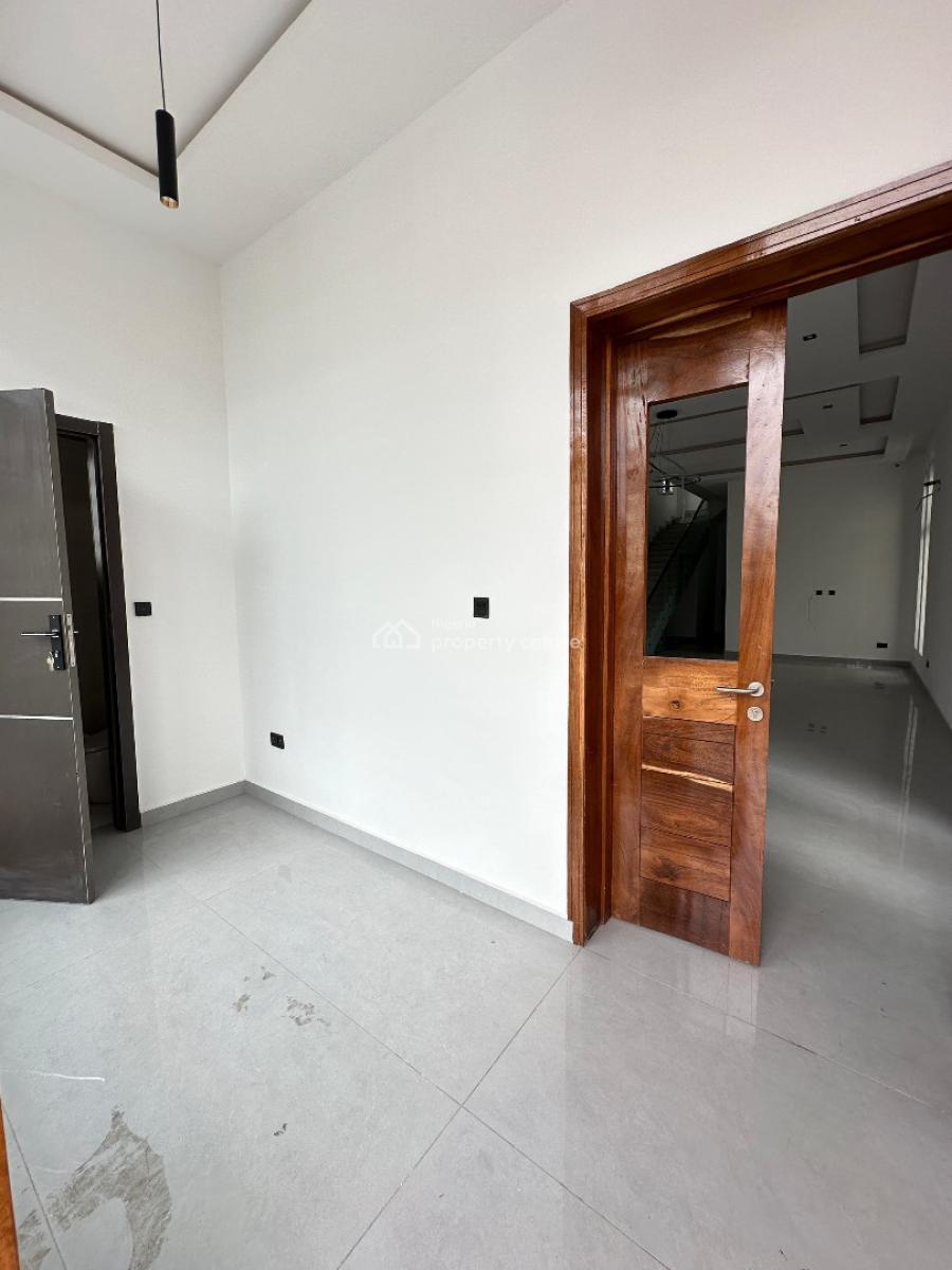 Contemporary Spacious 5 Bedroom Fully Detached Duplex with Bq, Osapa, Lekki, Lagos, Detached Duplex for Sale