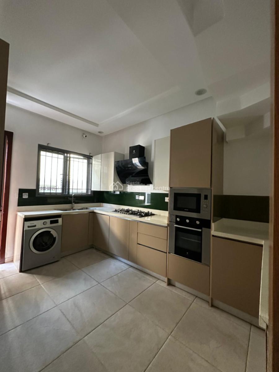 Well Finished Self-serviced 4 Bedroom Terrace with a Room Bq, Ikate Elegushi, Lekki, Lagos, Terraced Duplex for Sale