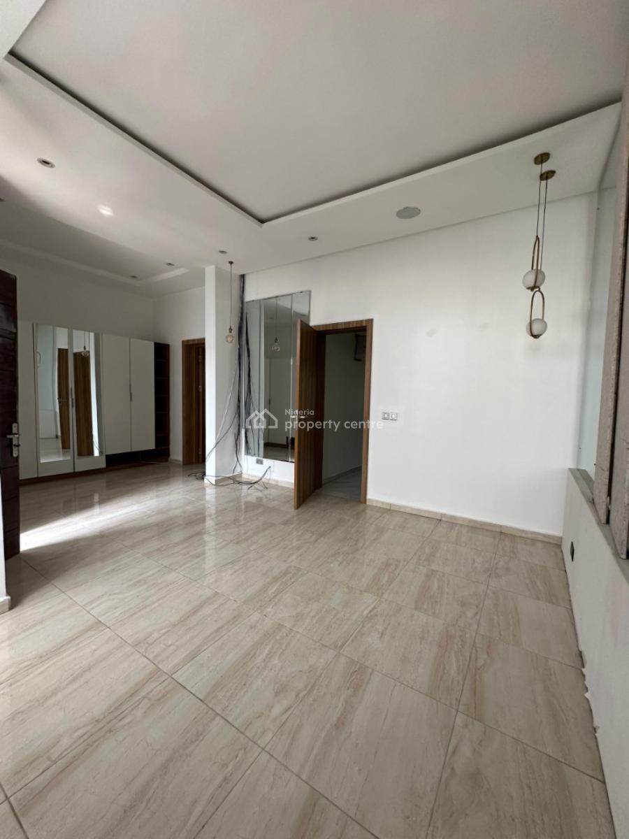 Well Finished Self-serviced 4 Bedroom Terrace with a Room Bq, Ikate Elegushi, Lekki, Lagos, Terraced Duplex for Sale