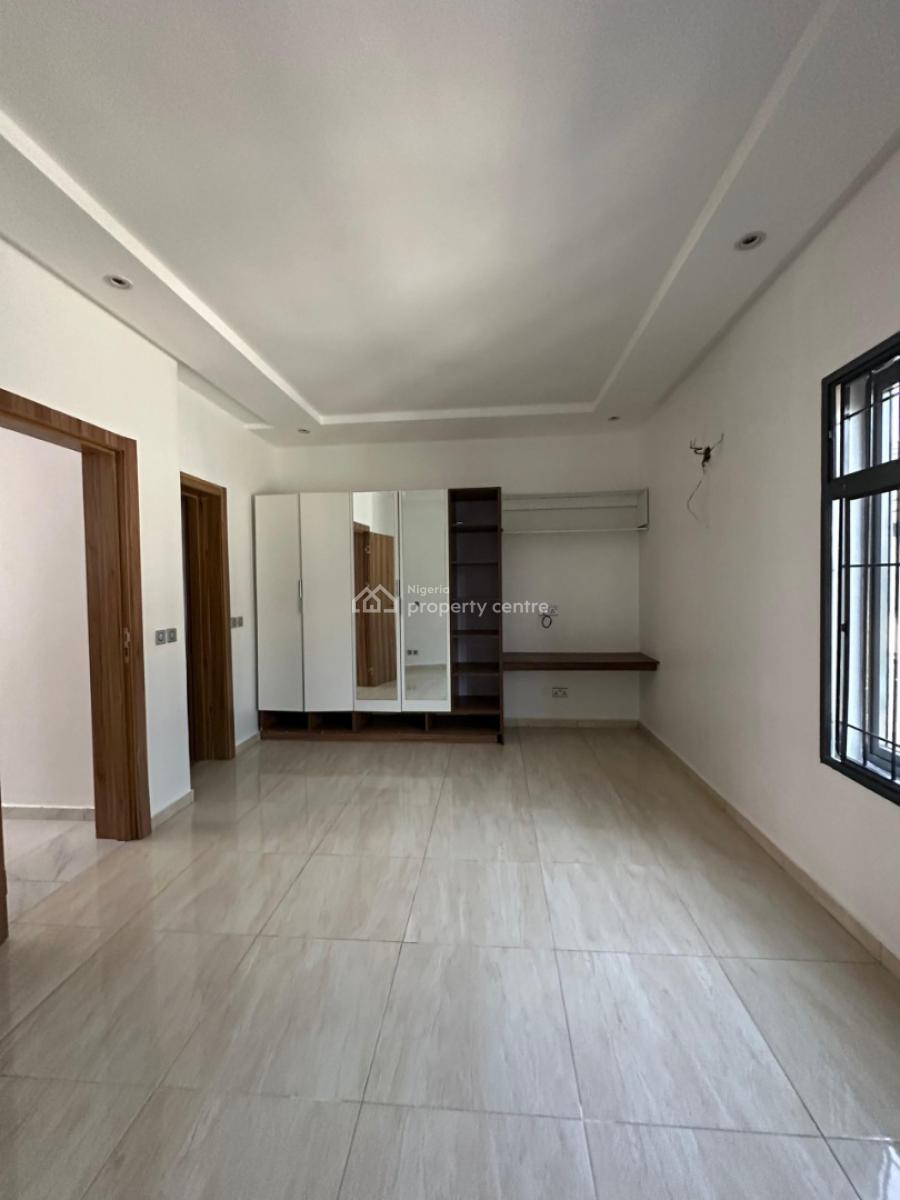 Well Finished Self-serviced 4 Bedroom Terrace with a Room Bq, Ikate Elegushi, Lekki, Lagos, Terraced Duplex for Sale