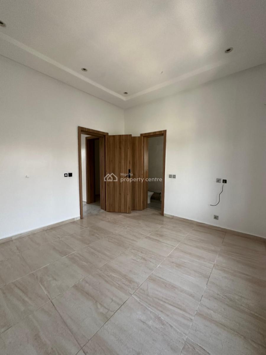 Well Finished Self-serviced 4 Bedroom Terrace with a Room Bq, Ikate Elegushi, Lekki, Lagos, Terraced Duplex for Sale