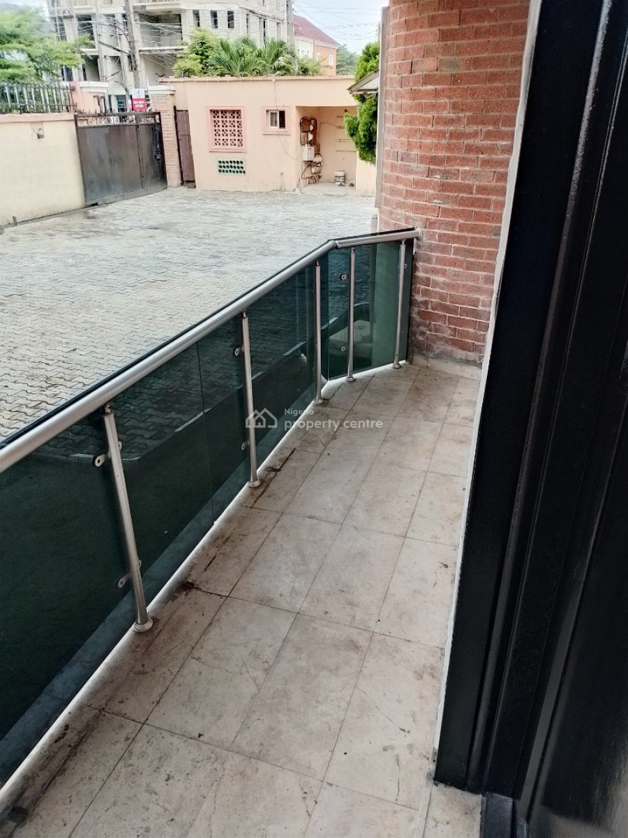 Standard and Well Maintained 2 Bedroom Flat with Balcony, U3 Estate, Lekki Phase 1, Lekki, Lagos, Flat / Apartment for Rent