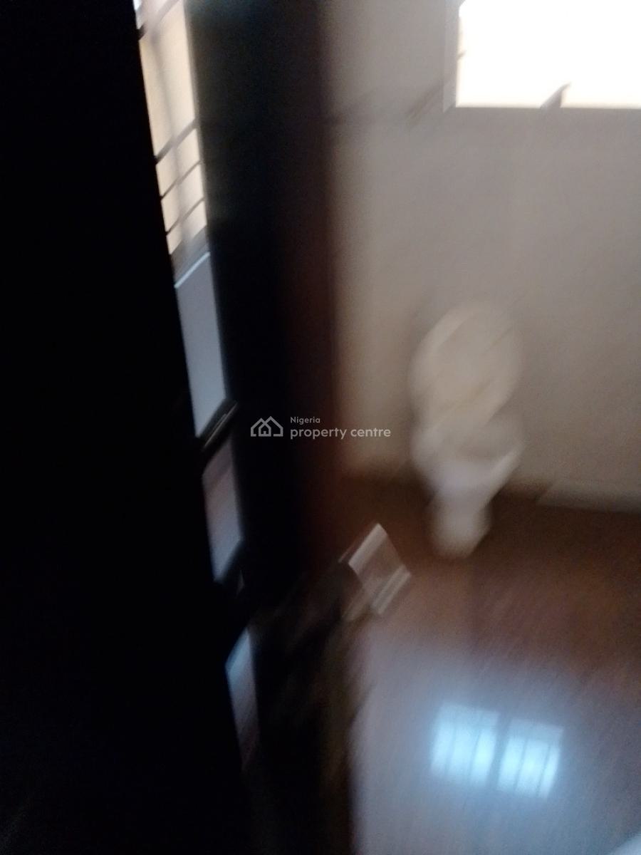 Executive Serviced Well Maintained Mini Flat, Off Ramal, Lekki Phase 1, Lekki, Lagos, Flat / Apartment for Rent