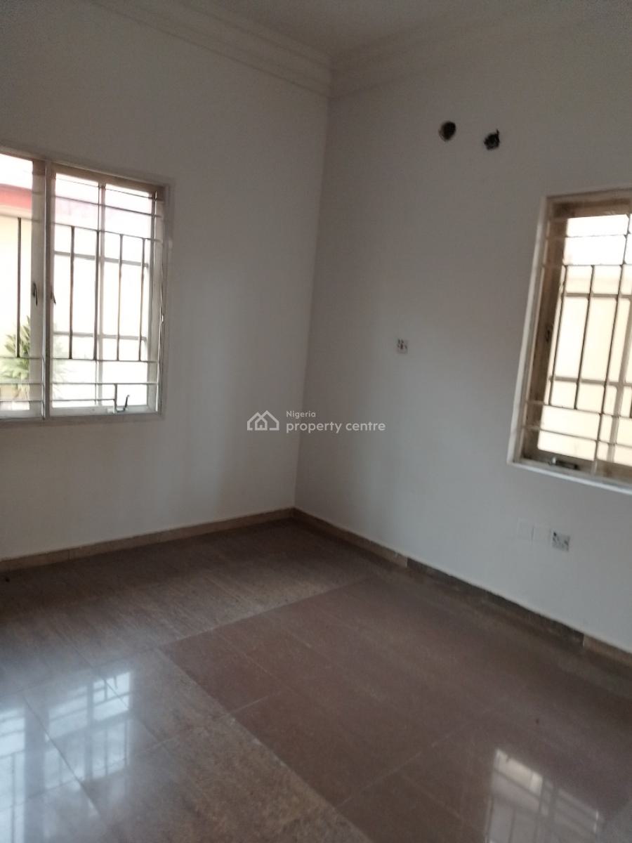 Executive Serviced Well Maintained Mini Flat, Off Ramal, Lekki Phase 1, Lekki, Lagos, Flat / Apartment for Rent
