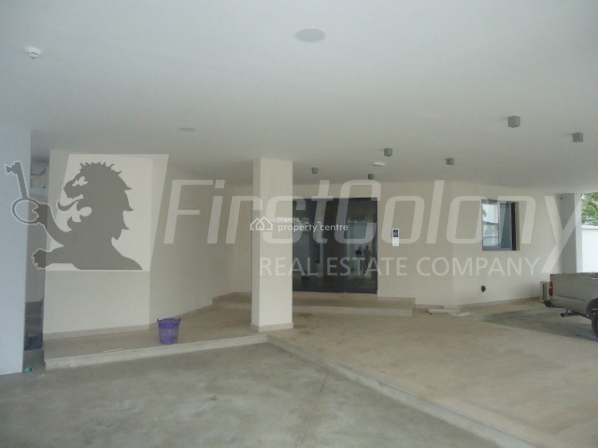 Ample Pent-floor 4 Bedroom Luxury Apartment with Great Facilities, Banana Island, Ikoyi, Lagos, Flat / Apartment for Rent